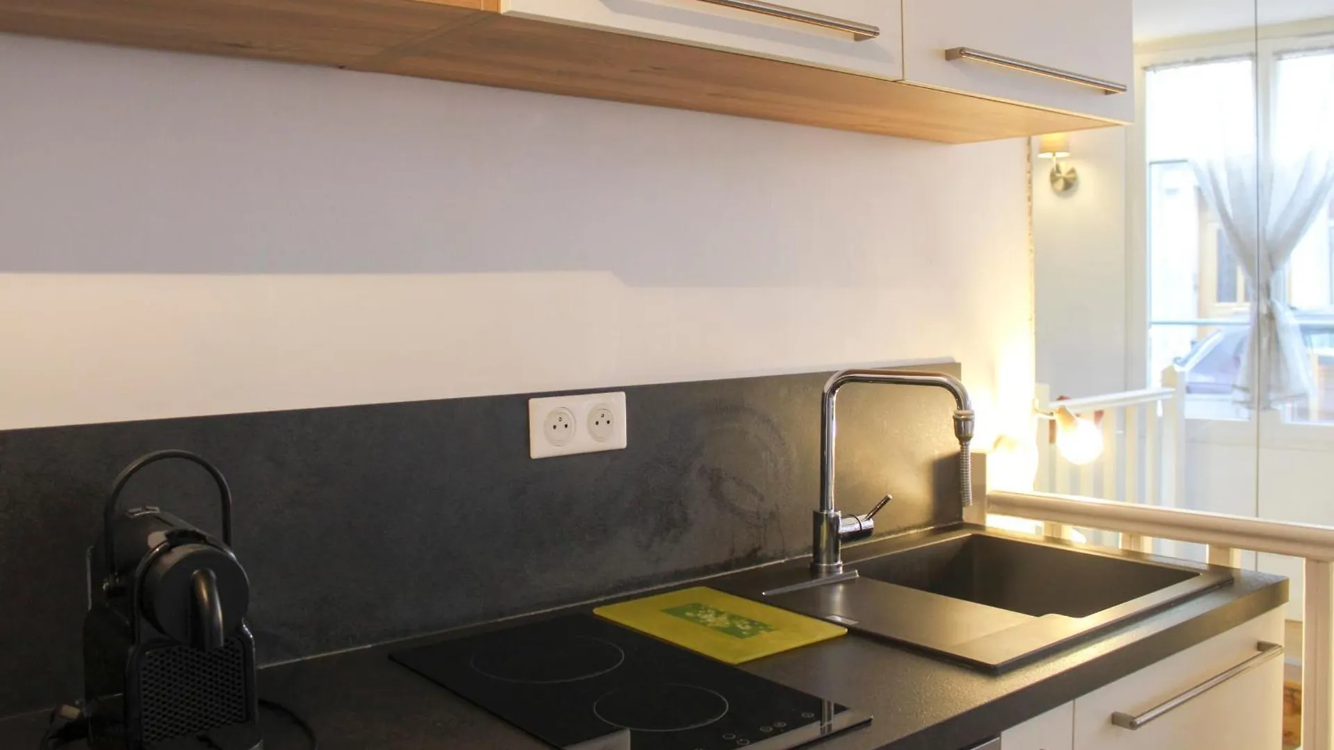 Bright - Near Garden Apartment Paris